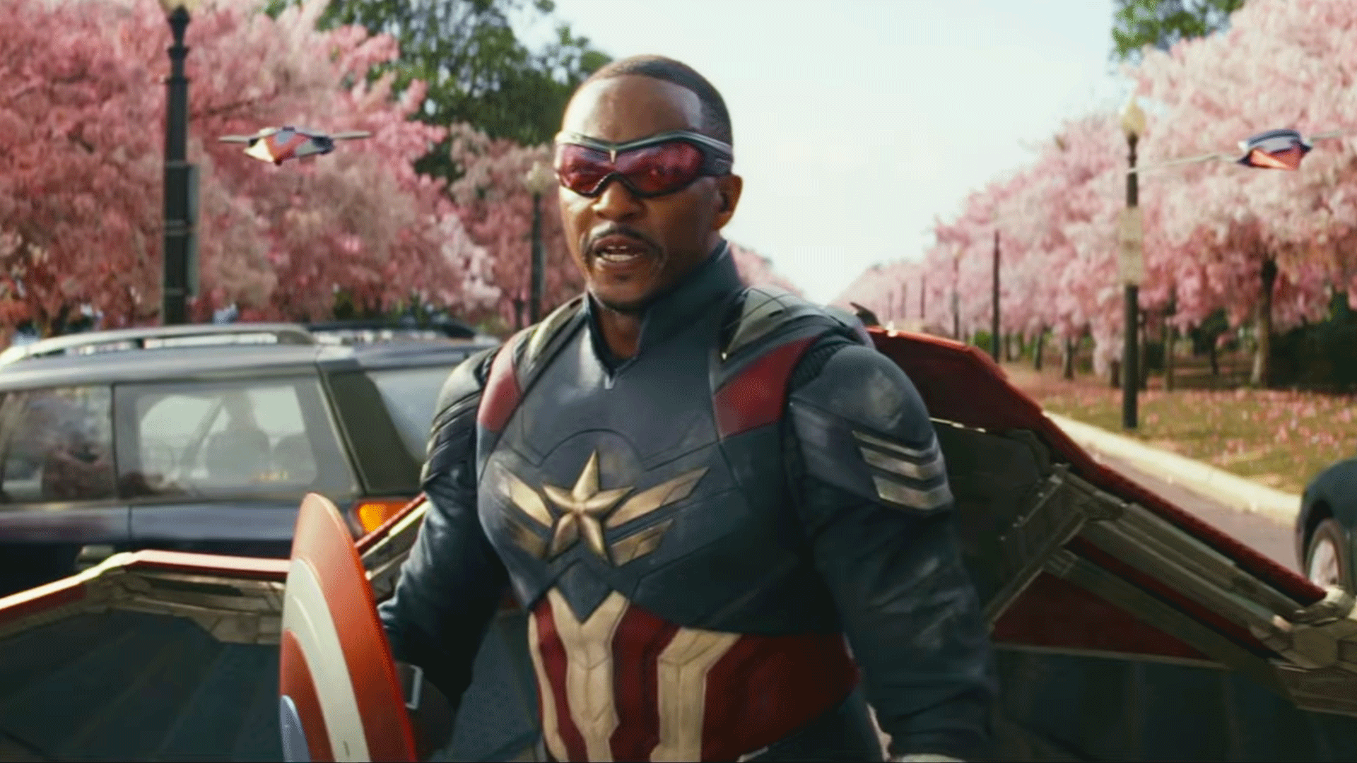 Kinumpirma ni Anthony Mackie bilang permanenteng Kapitan America ng MCU